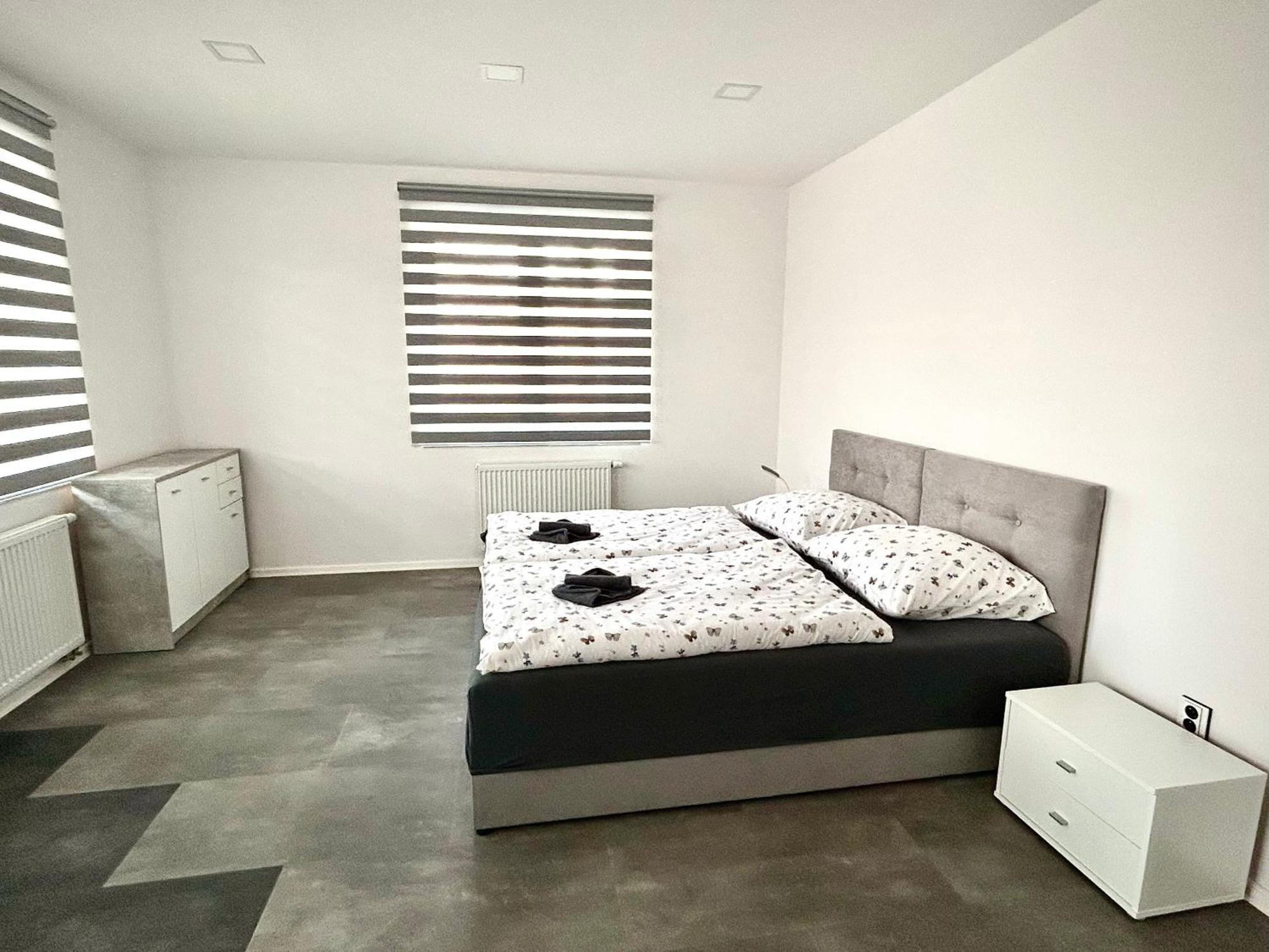 Apartmany Premium Se Soukromym Parkovanim Ческа-Липа Экстерьер фото