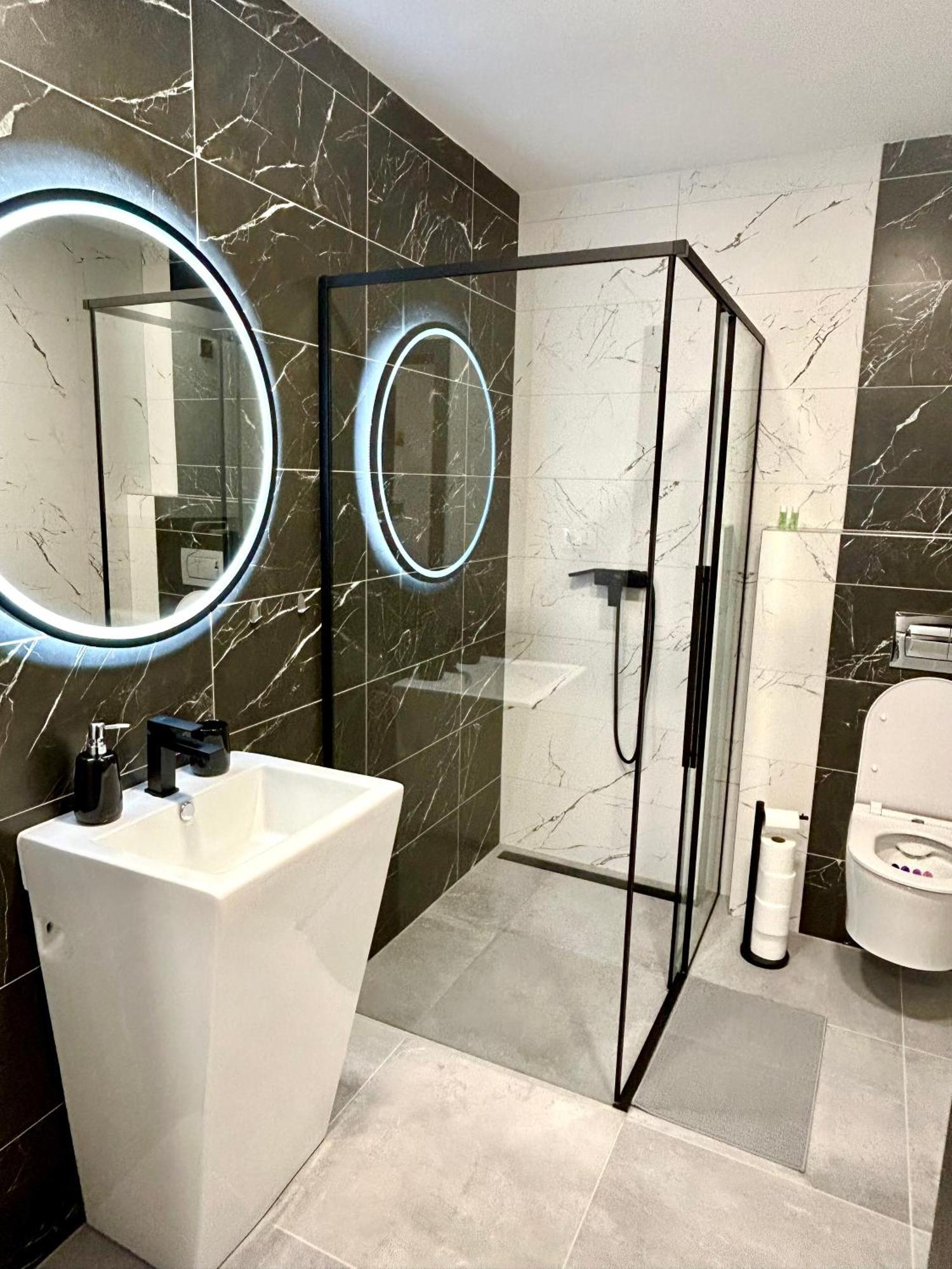 Apartmany Premium Se Soukromym Parkovanim Ческа-Липа Экстерьер фото